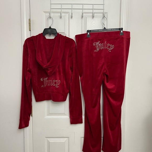 Juicy Couture Size XXL Velour Bling Tracksuit Set Red Rhinestone jacket pants - Picture 2 of 10